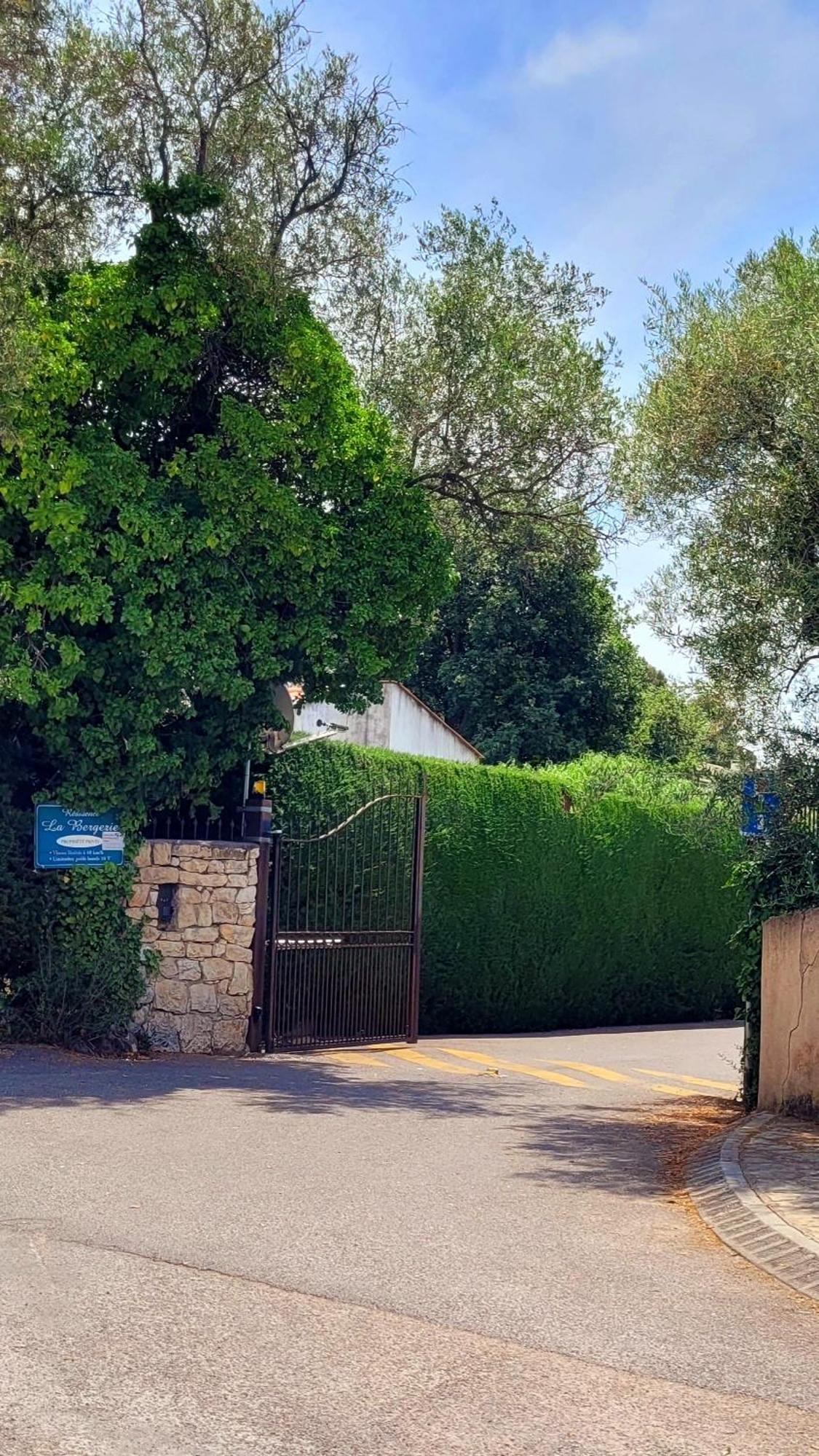 Studio Climatise, Vue Imprenable-Wifi Vence Exterior foto